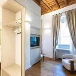 Trevi Terrace By In روما