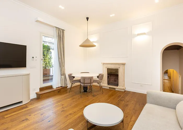 Trevi Terrace By In * Roma